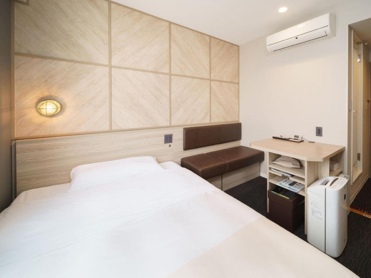 אוסקה Super Hotel Umeda Higobashi מראה חיצוני תמונה