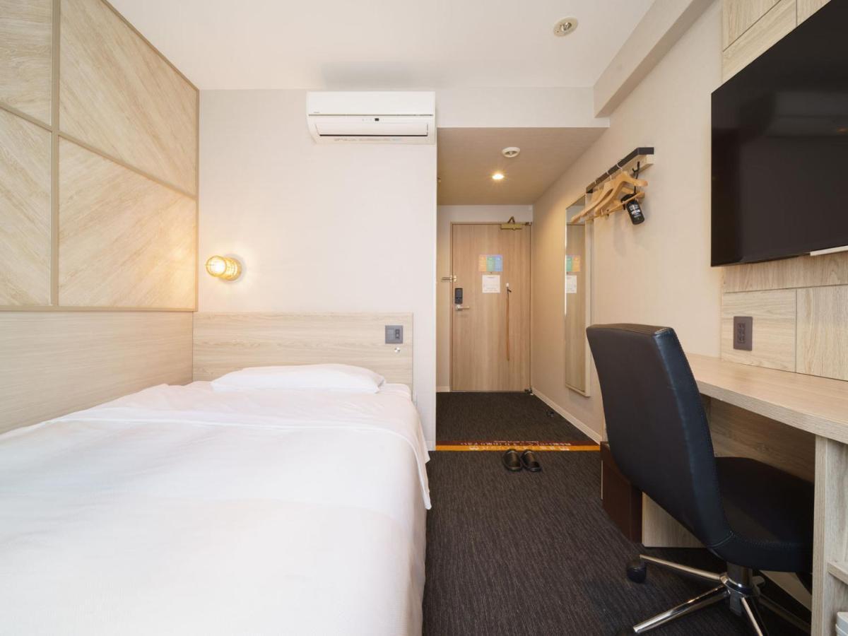 אוסקה Super Hotel Umeda Higobashi מראה חיצוני תמונה